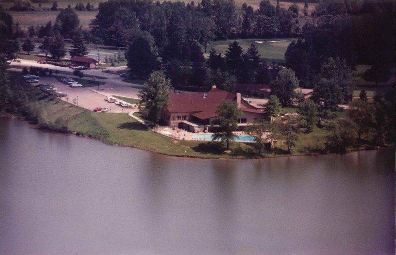 Old- Air Clubhouse Lake